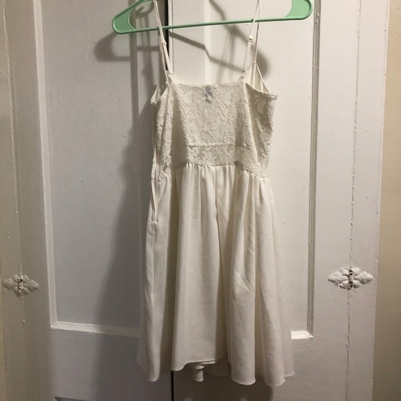 H&M Divided White Dress - Picture 2 of 3